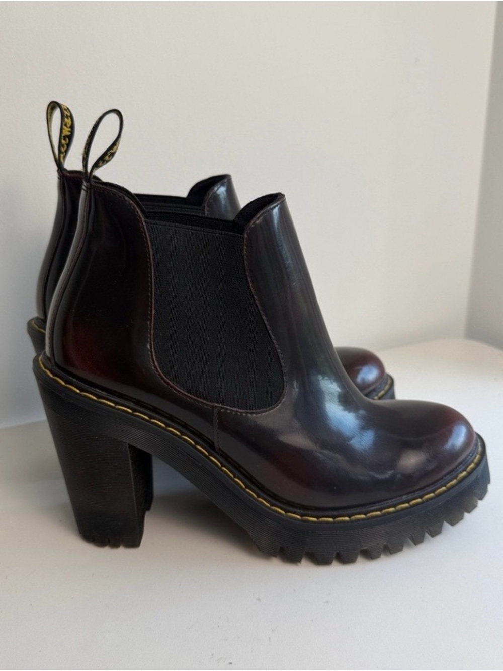 Dr. Martens Women's Burgundy Chelsea Lug-Heel Boots Ladies 8